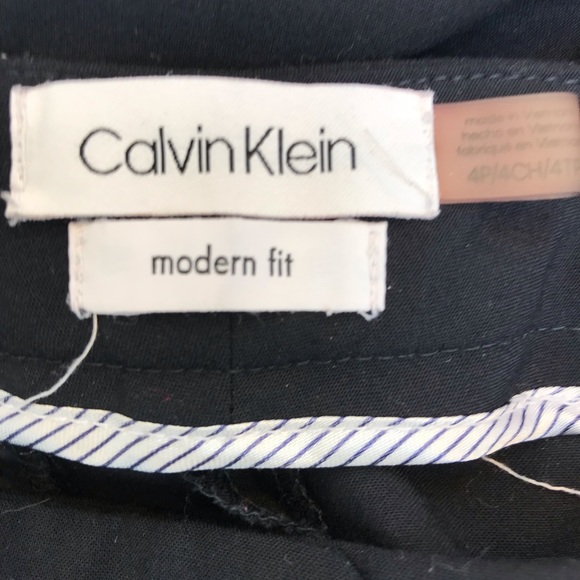 Calvin Klein Black Modern Fit  Women's Dress Pants-Size 4P - Picture 5 of 5